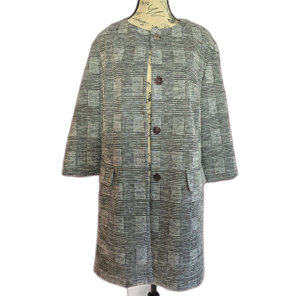 Jones New York long blazer CAREER coat. Size SMALL.